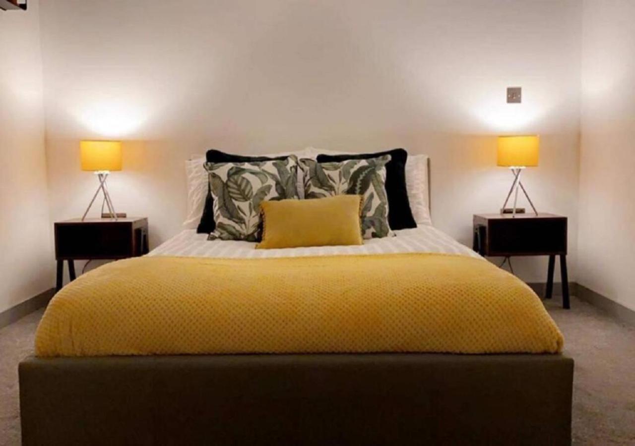 Doncaster City Centre Deluxe Whole Apartment Sleeps 4 D19 Esterno foto