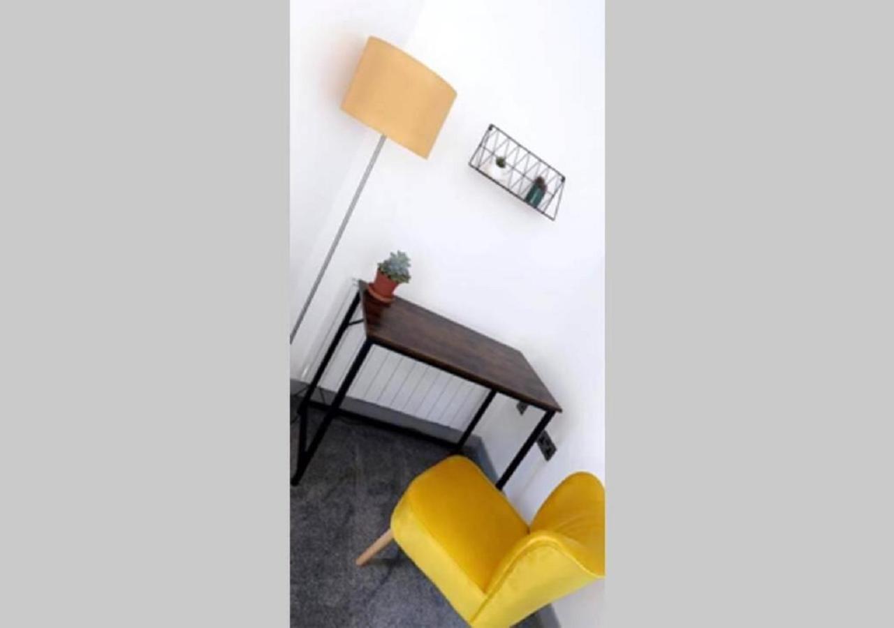 Doncaster City Centre Deluxe Whole Apartment Sleeps 4 D19 Esterno foto